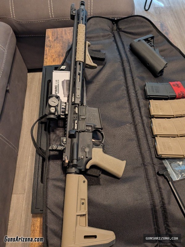 Springfield Saint Victor AR556 16"