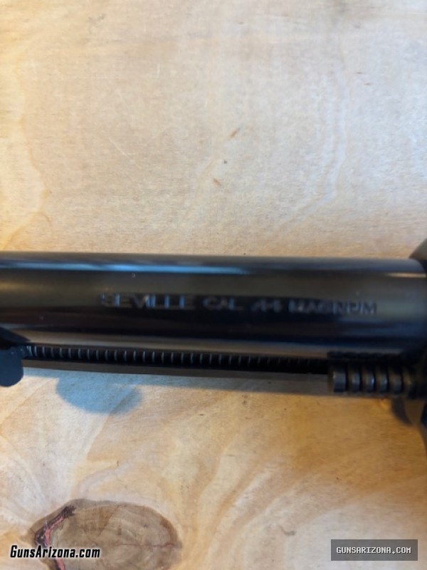 United Sporting Arms, 44 mag Seville