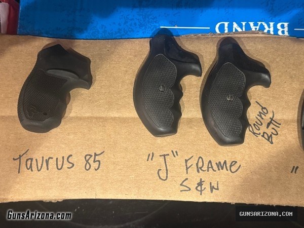 Revolver grips