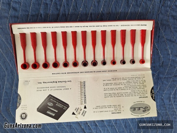 Full set of RCBS rifle – pistol reloading equipment