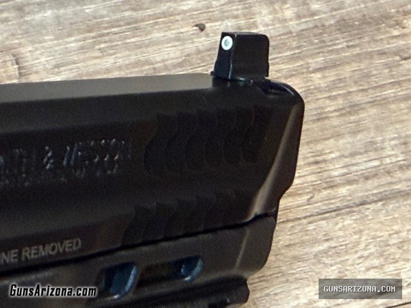 Smith & Wesson M&P9 M2.0 (Optic Ready) LE/Police trade-in- #961