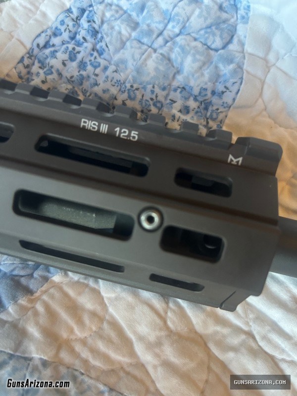 Daniel Defense M4A1 FDE Riii R3 16 inch barrel 5.56 *complete upper*