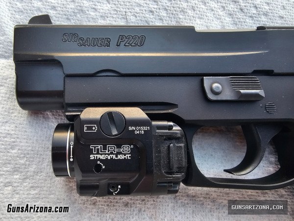 Sig Sauer P220 .45 ACP