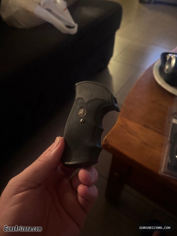S&W “N” frame Pachmayr grip