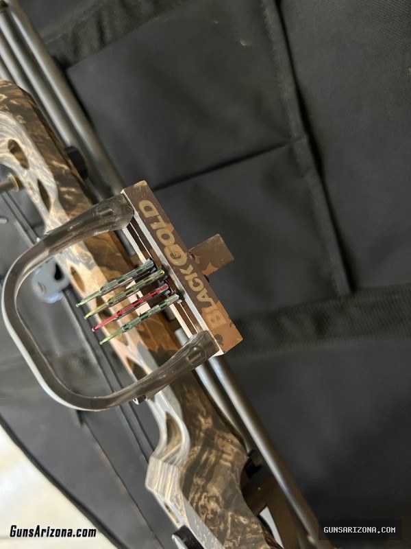 NIB LEGACY MATHEWS BOW