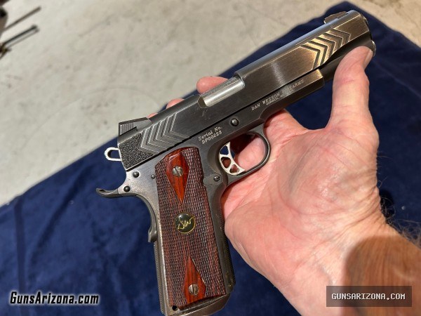 Dan Wesson Pointman .45 1911