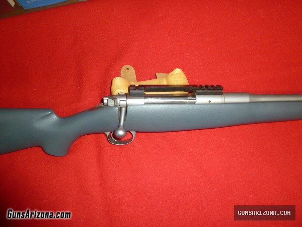 KIMBER 8400 MONTANA  300 WIN MAG