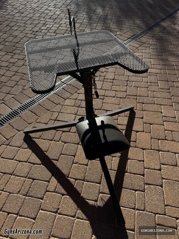 Metal shooting table w seat that swivels for hunting or long range shooting