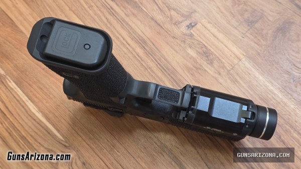 Custom Glock 17