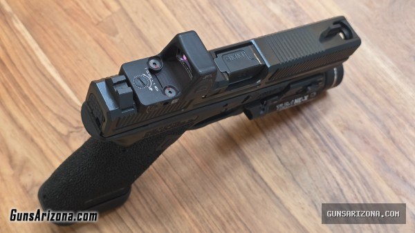 Custom Glock 17