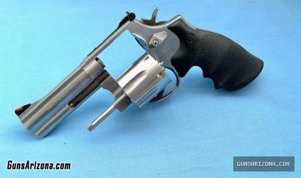 S&W Model 686-5 Pre-lock L-frame 4