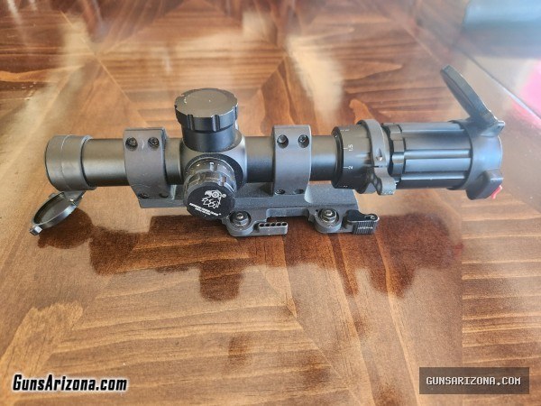 Swfa ss hd 1-6 ffp lpvo on larue tactical qd mount (Japanese glass)
