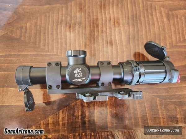 Swfa ss hd 1-6 ffp lpvo on larue tactical qd mount (Japanese glass)