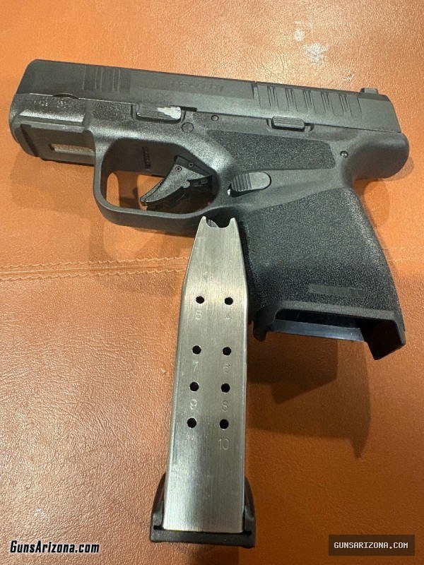 Springfield Armory Hellcat