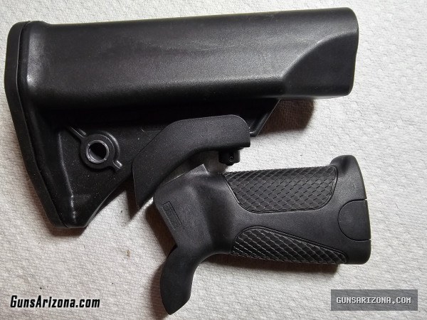 LWRC AR 15 BUTTSTOCK AND PISTOL GRIP - BLACK $ 80.00