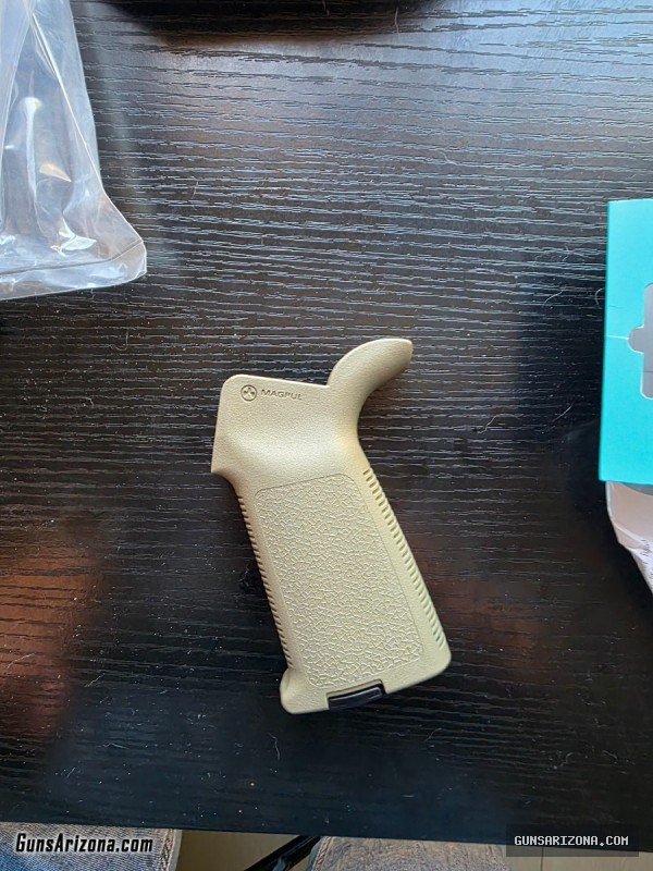Strike rubberized Ar 15 grip, magpul grips, brownells grips muzzle device