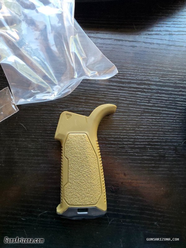 Strike rubberized Ar 15 grip, magpul grips, brownells grips muzzle device