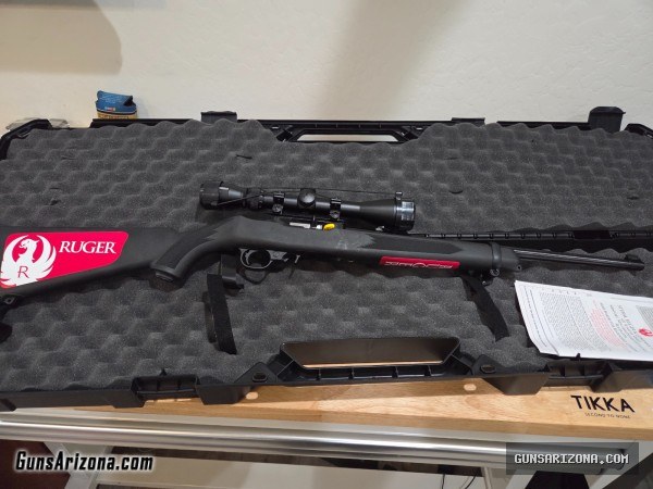 Ruger 10/22 Carbine .22 LR Scope and Rifle Combo