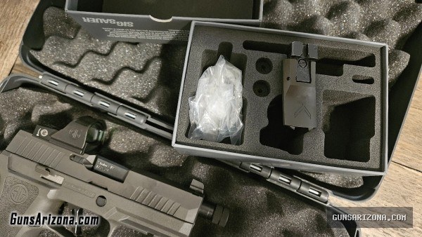 Sig P320 X-Carry Legion with Threaded Barrel with Romeo1 Pro