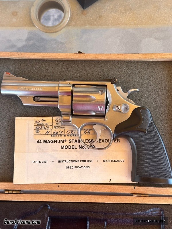 Smith and Wesson model 629 no dash