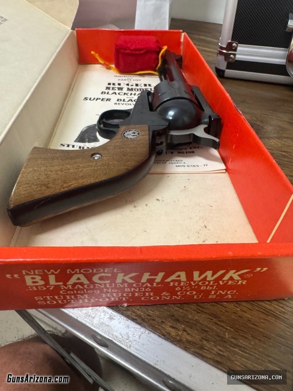 Ruger 357new model Blackhawk with extra