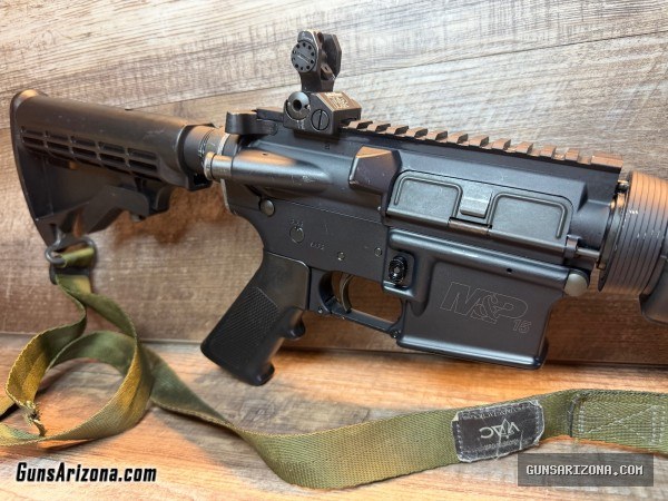 Smith & Wesson M&P-15 carbine LE/Police trade-in, 5.56MM