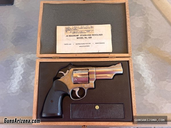 Smith and Wesson model 629 no dash