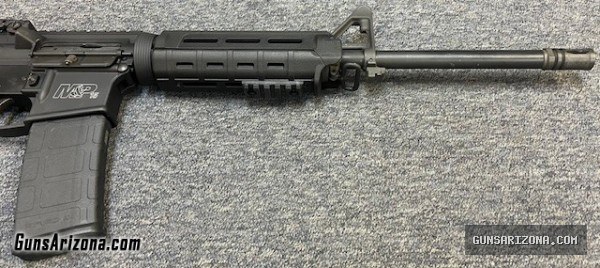 Smith & Wesson M&P-15 5.56Nato Semi-Auto Rifle