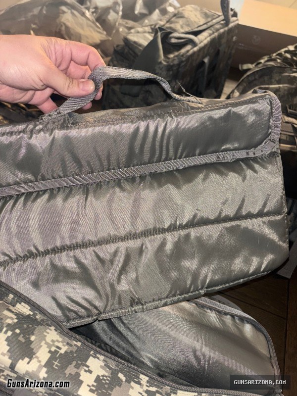 MaxPedotion Camo shoulder bag