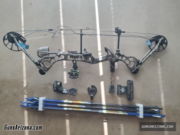 Bear Archery Pledge Compound Bow System Complete Plus X-tras
