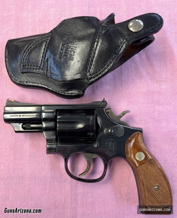 Smith & Wesson 19-5 .357 Magnum Double/Single-Action Revolver