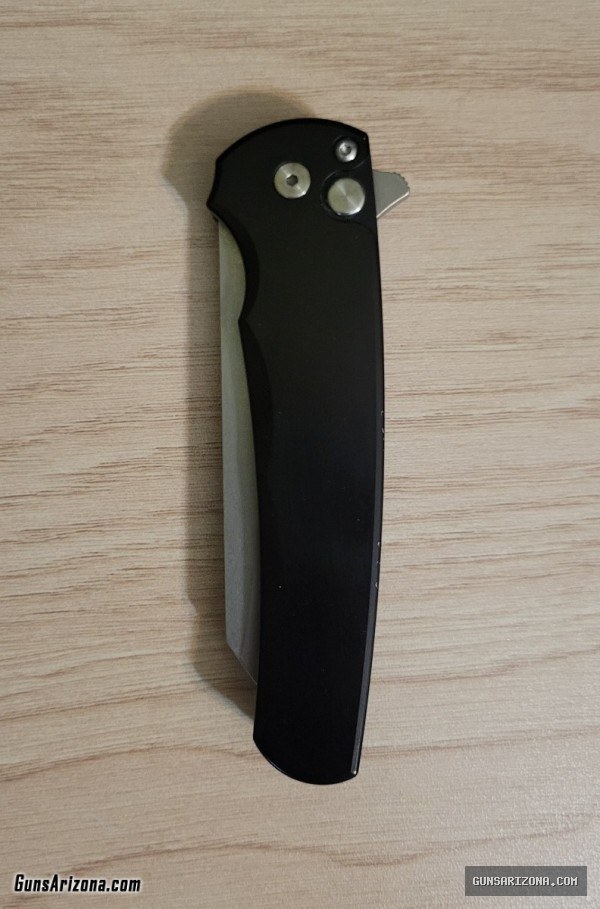Protech Malibu (Blade HQ exclusive)