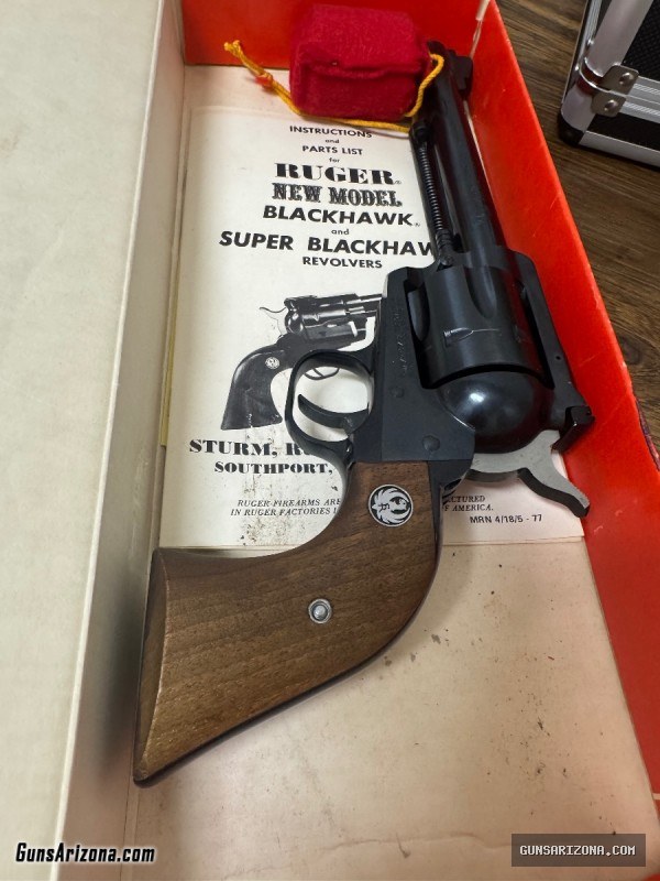 Ruger 357new model Blackhawk with extra