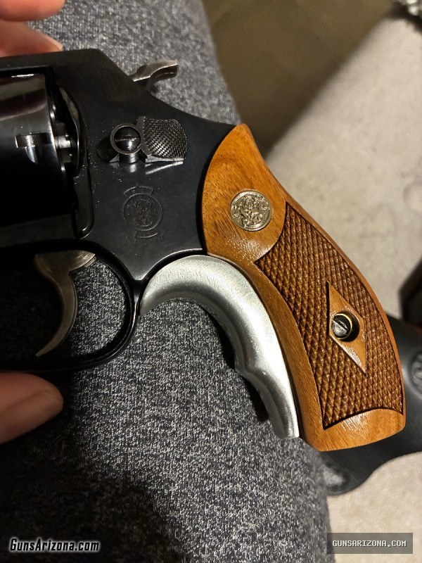 Tyler style J frame grip adapter
