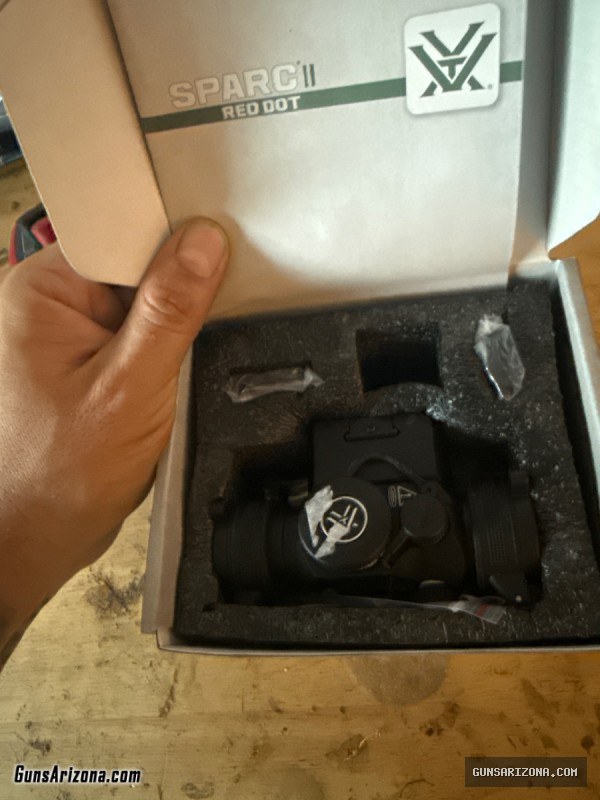 Red dot optic