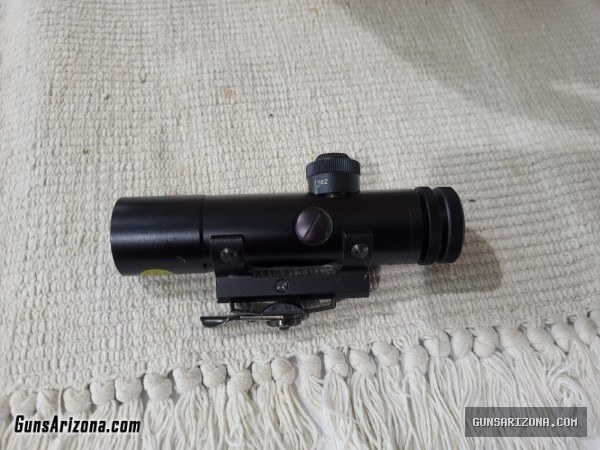 Colt 4x20 scope Vietnam era