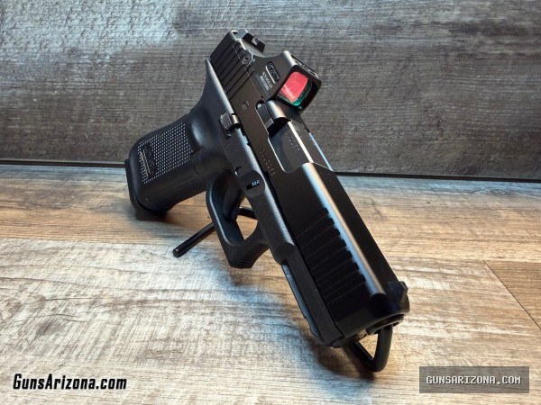Glock 19 GEN5 MOS + Holosun SCS optic... LIKE NEW!