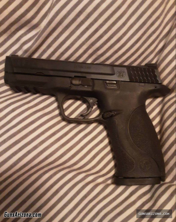 S&W M&P 40 Gen 1