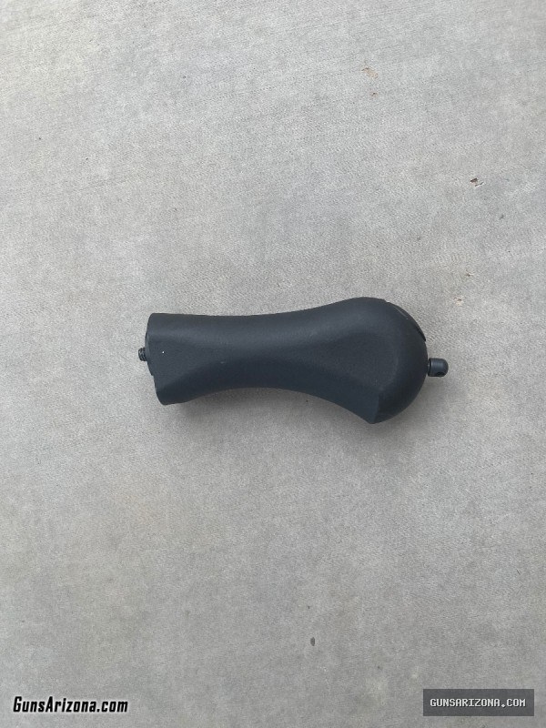 Mossberg shockwave raptor grip