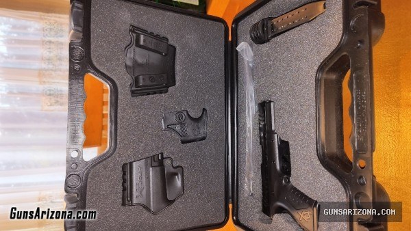 Springfield XDM 9mm compact