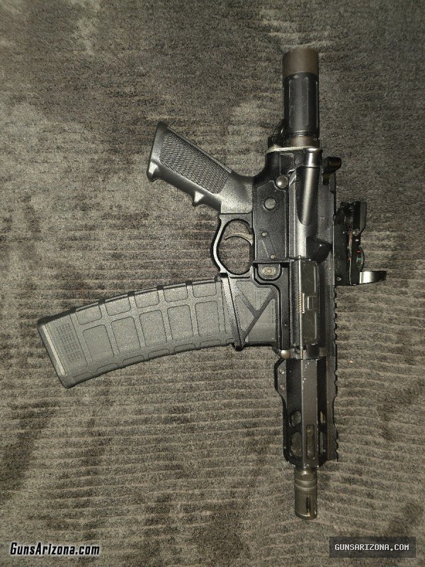 AR-15 Pistol w/ Red Dot – Clean Setup