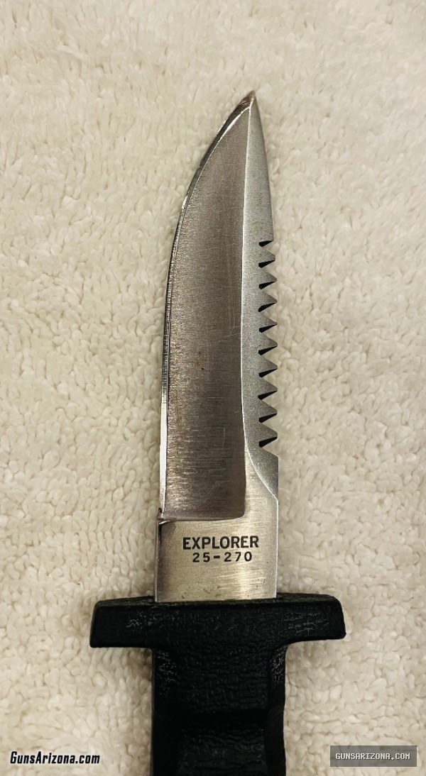 Explorer 25-270 Survival knife
