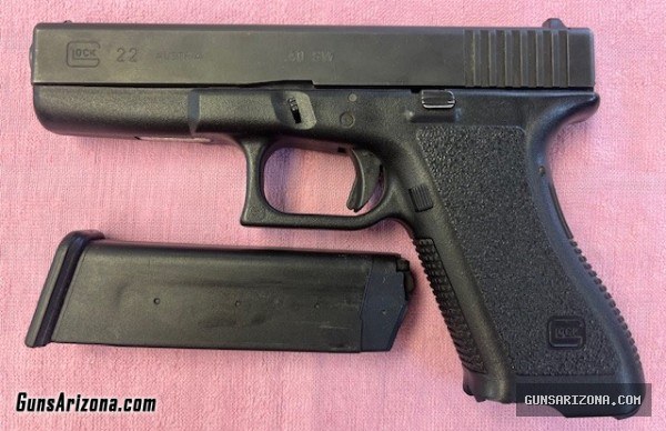 Glock 22 Gen2 .40S&W Semi-Auto Pistol