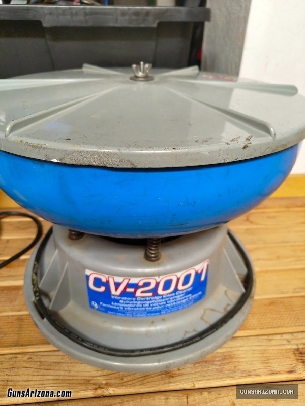 CV-2001 VIBRATORY CARTRIDGE CASE CLEANER