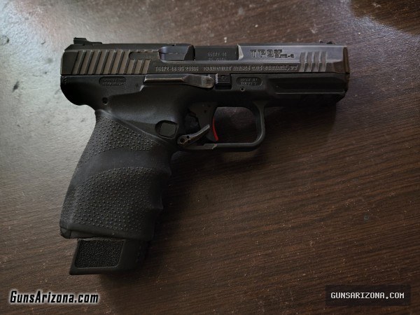 Canik TP9 SF Elite-S.  4 magazine's. 1 50 Rd drum.   850 rounds 9mm Ammunition.