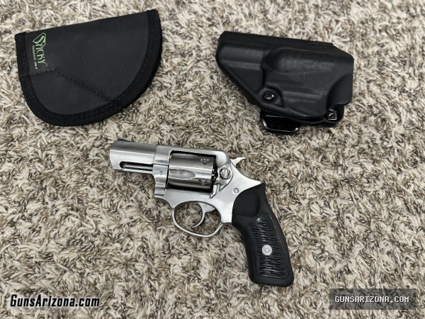 Ruger SP101 .357 magnum .38 special revolver 2