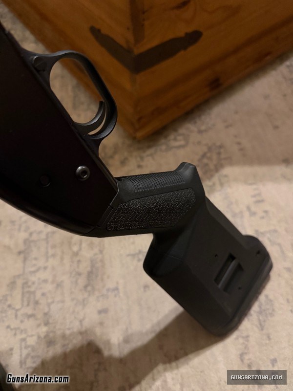 Mossberg 88 12 Gage Pump