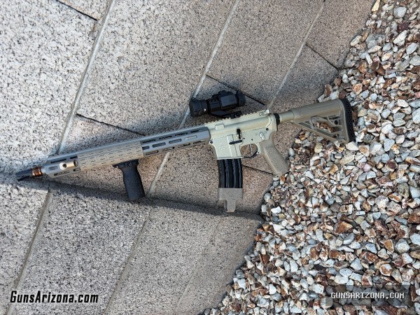 Sugar Weasel – 16” 5.56 w/ vortex red dot
