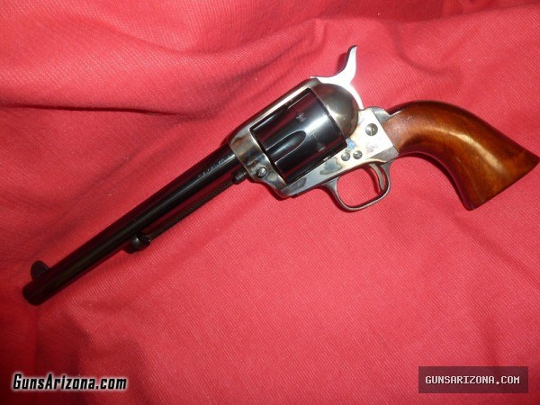 UBERTI Single Action 45 COLT REVOLVER