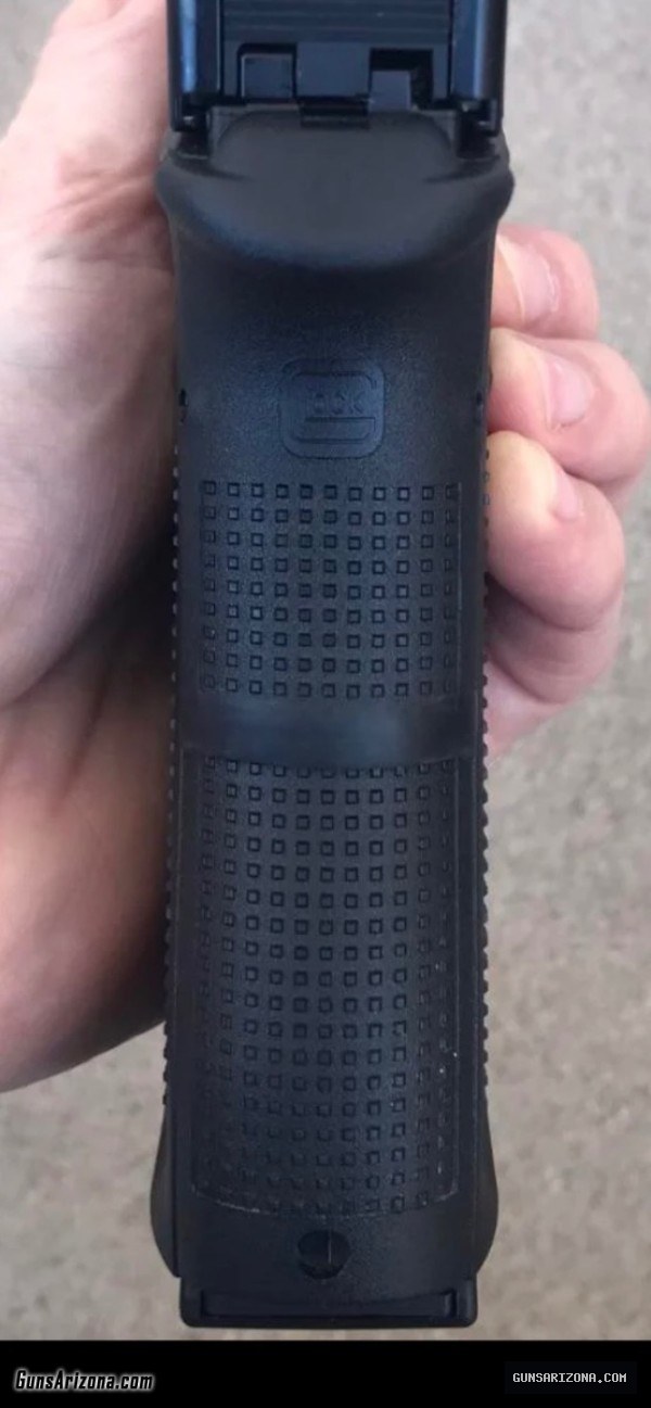 Glock accessories/ magazines for Glock 19,19x,45